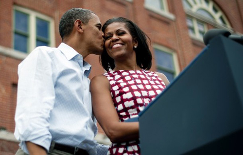 Барак Обама не курит, потому что боится собственной супруги