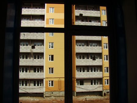 Цена на первичное и вторичное жилье в Удмуртии отличается на 93,87 рубля 