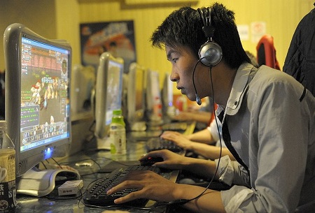 У китайца сгнили ноги после 6 дней беспрерывной онлайн-игры