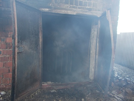 Дети подожгли заброшенное здание в Красногорском районе