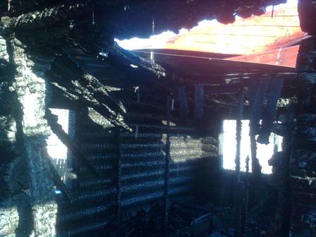 Частный дом подожгли в Ижевске