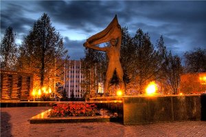 У монумента боевой и трудовой славы в Ижевске  соберется вся элита Удмуртии
