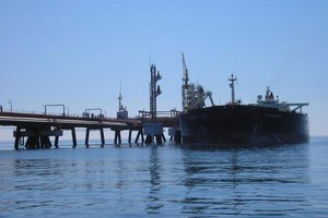 Освобожден танкер «Московский университет» с нефтью на 52 миллиона долларов на борту