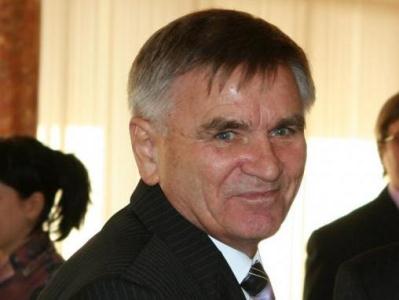 Депутат Заксобрания Приморья, его жена и сын погибли в автокатастрофе