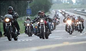 На полувековых мотоциклах приехали байкеры из Ижевска на фестиваль
