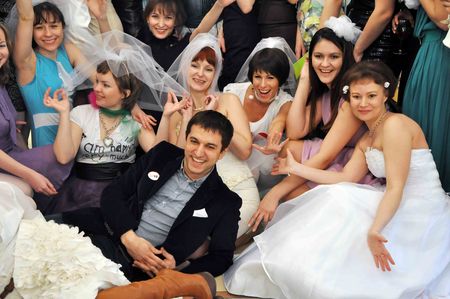 Ижевские компании Holder и Mamadoma устроили грандиозную свадьбу