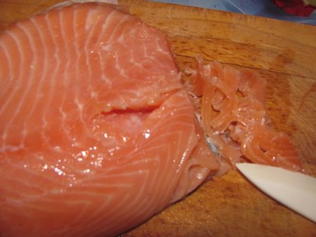 Просроченную рыбу с кишечной палочкой использовали в кафе Ижевска для приготовления роллов