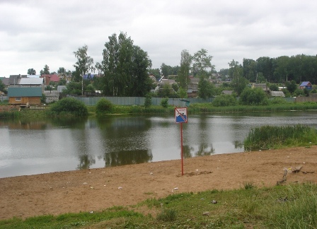 Знаки безопасности «Купание запрещено» установили в Ленинском районе Ижевска