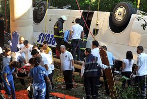 У водителя попавшего в ДТП в Турции автобуса остановилось сердце