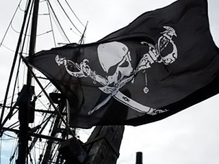 Пираты «самоликвидировались» с груженого сахаром судна