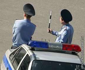 Ижевские милиционеры, угрожая оружием, вымогали у водителя взятку в размере 20 тысяч рублей
