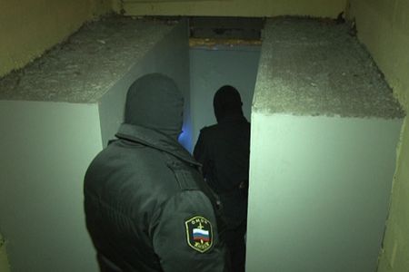 Двери подпольного казино в Ижевске взломали электропилой