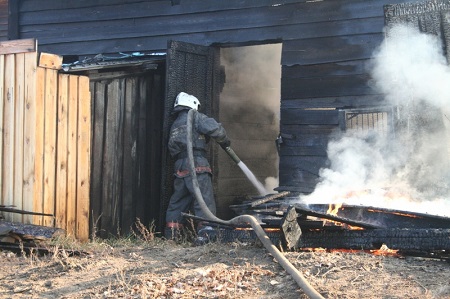Мужчина погиб при пожаре в Воткинском районе