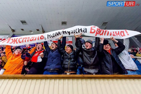 Хоккейный клуб «Ижсталь» установил цену в 100 рублей на все домашние матчи