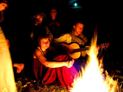 Ижевские студенты зажгут вечерний костер под гитару