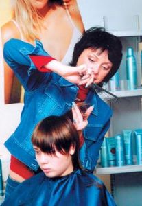 Ижевские парикмахеры организовали  «Гимн ремеслу-2010»