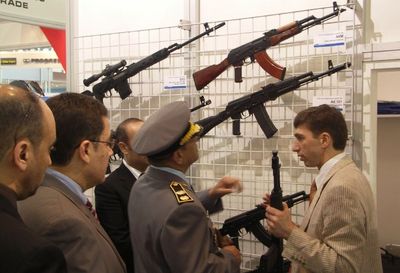 «Ижмаш» возобновил утилизацию оружия после скандала с вывозом  80 автоматов