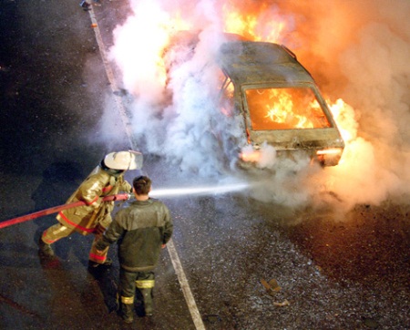 Автомобили продолжают гореть в Удмуртии 