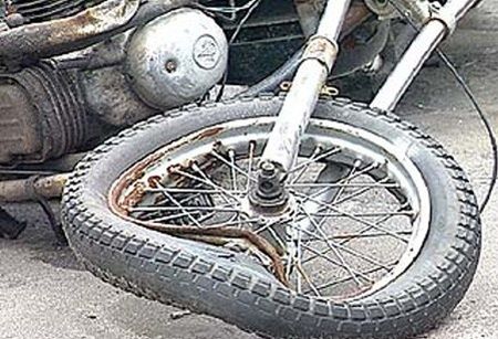 Два подростка на мотоциклах столкнулись в Удмуртии