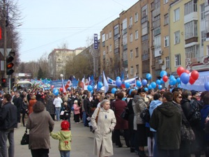 На первомайскую демонстрацию в Ижевске вышло более 35 тысяч человек