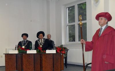 Ректор ижевского вуза стал дважды доктором словацкого университета