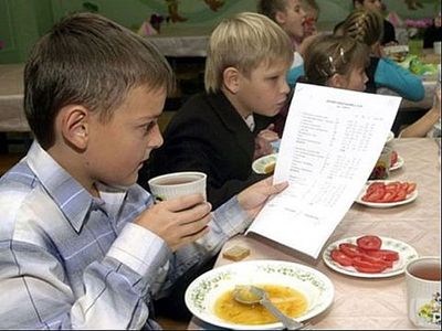Волков: «Ижевские школы перейдут на стерильную технологию питания»