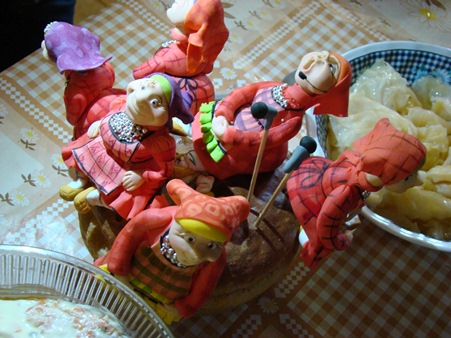 Кукол  «Бурановских бабушек» представят художники в Ижевске