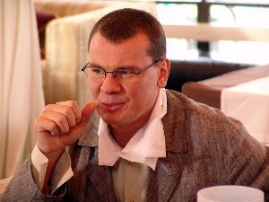 Следователи отказались разглашать причины смерти Владислава Галкина
