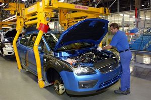 В России приостановлено производство автомобилей  Ford