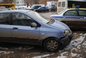 Авария на остановке в Ижевске произошла по вине пьяного таксиста, лишенного прав