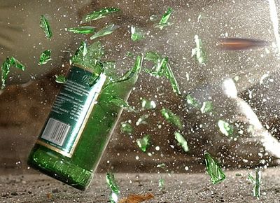 Несовершеннолетние грабители разбили бутылку об голову сарапульчанина