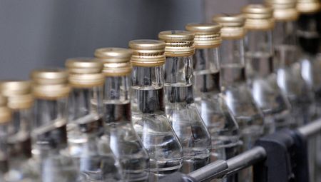  «Паленую» водку продавали в одном из кафе Воткинска 