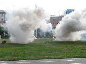 Взрывы в центре Ижевска - «салют» в честь спецназовцев Удмуртии