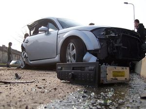 Водитель и пассажир «Ауди-ТТ» разбились на дороге в Удмуртии