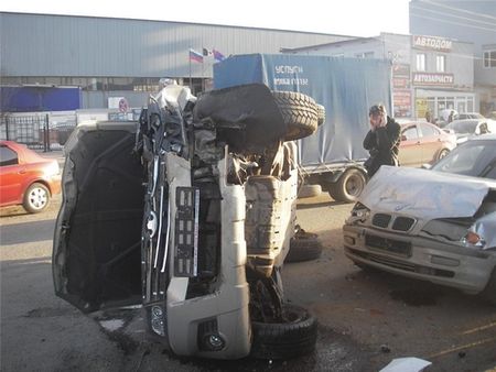 Четыре машины разбились в страшной аварии  в Удмуртии