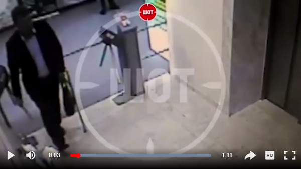 Последние моменты перед убийством в офисе Москвы попали на запись видеокамер