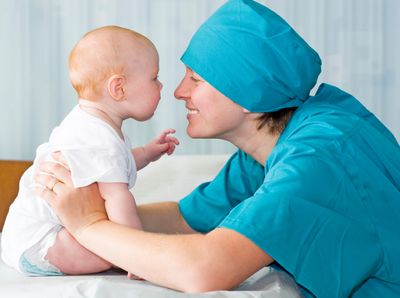 Заболеваемость ОРВИ среди новорожденных в Удмуртии превысила эпидпорог на 107%