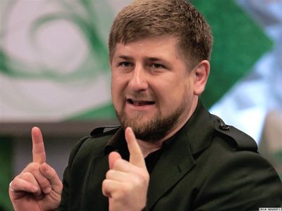 Кадыров проклял Сталина и призвал похоронить Ленина