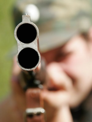 В Удмуртии охотника, застрелившего своего товарища вместо кабана, осудили на 10 месяцев