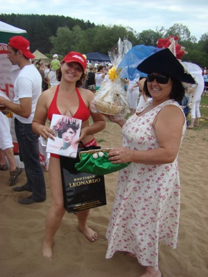 «АИФ в Удмуртии» получил приз за шляпу с алыми парусами