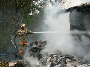 Погиб на пожаре в садовом домке житель Удмуртии на Первомай