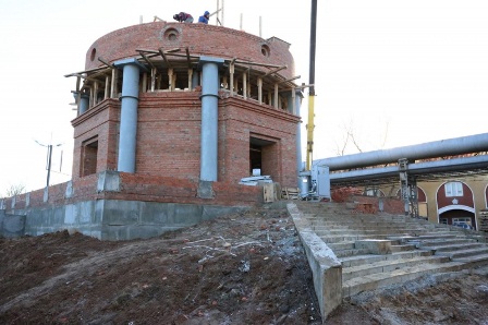  Строительство храма у концерна «Калашников» возобновилось в Ижевске