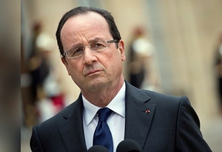Президент Франции намерен вернуть бывшую жену