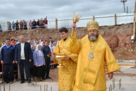 600 тысяч рублей собрали прихожане на строительство церкви Иконы Божией Матери в Можге