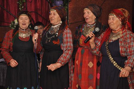 «Бурановские бабушки» выучат песни на азербайджанском языке