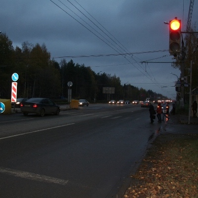 Светофоры установили на пешеходном переходе на Воткинском шоссе в Ижевске