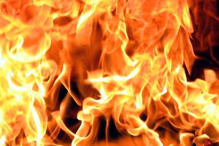 Серьезно пострадала в пожаре женщина в Ижевске