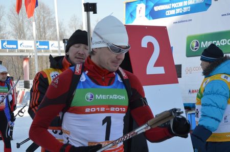 Иван Черезов выступит на этапе Кубка мира по биатлону