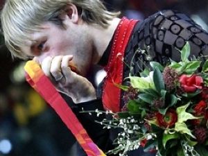 Чемпион вернулся: Евгений Плющенко  завоевал золото на первенстве континента