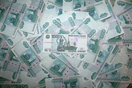 2 млн рублей присвоил сарапульский банкир